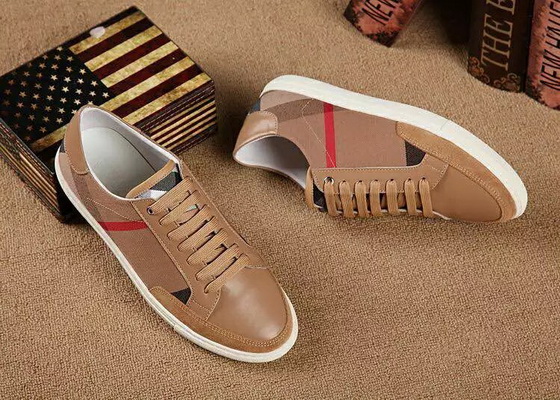 Burberry Fashion Men Sneakers--007